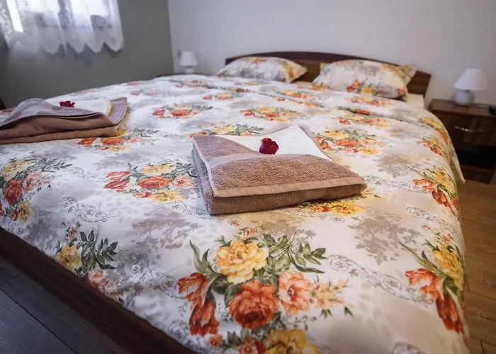 трапезица * Veliko Tărnovo